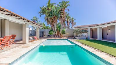 House For Sale in Flamingo Vlei, Cape Town